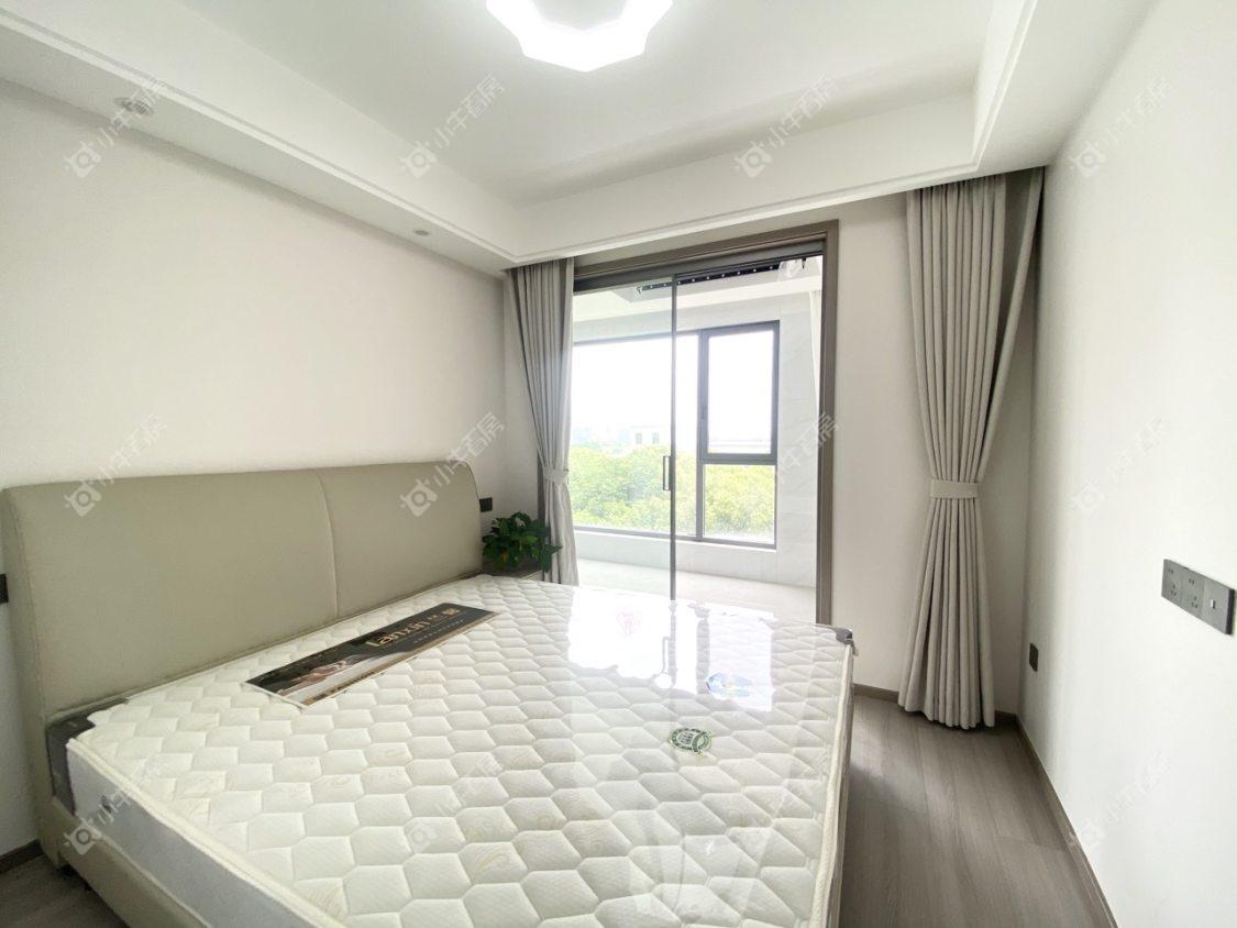 镇江融创华南映在售二手房源室内图_小牛看房