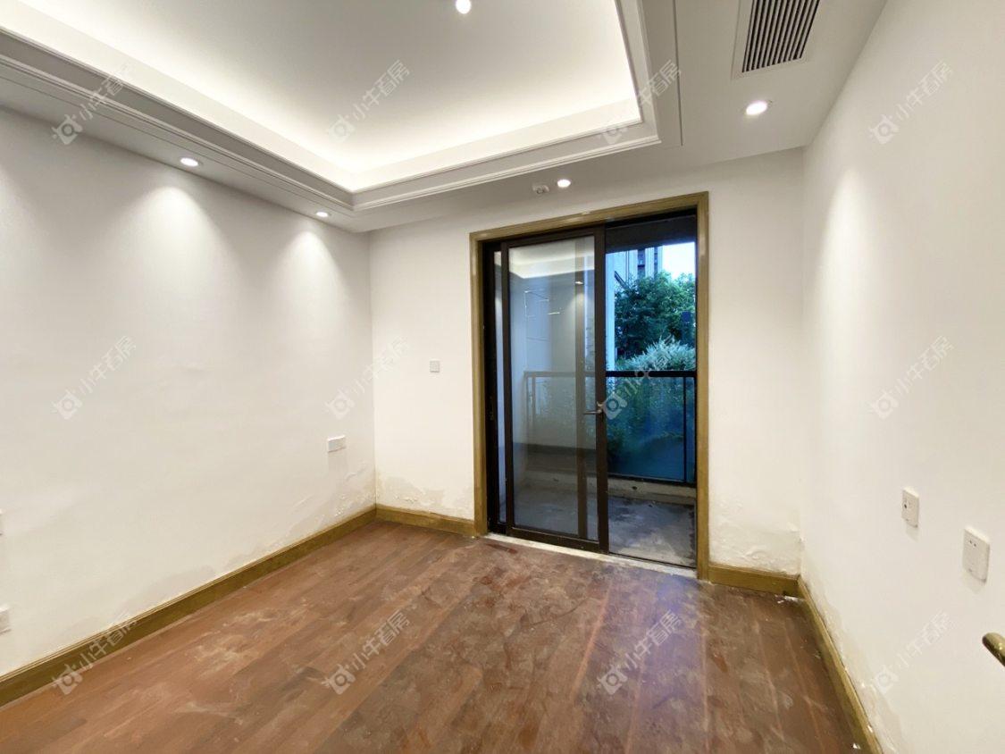 镇江红星天铂在售二手房源室内图_小牛看房