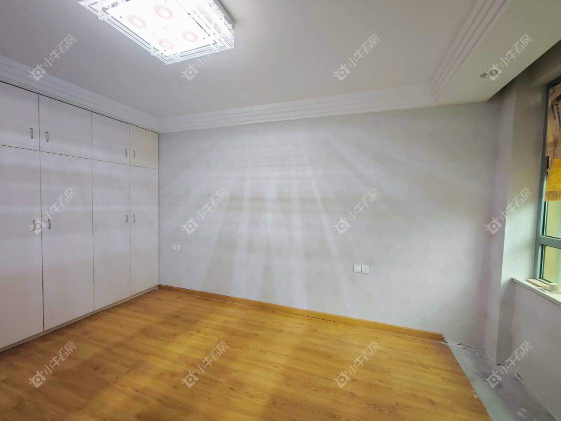 镇江金桥世纪城在售二手房源室内图_小牛看房