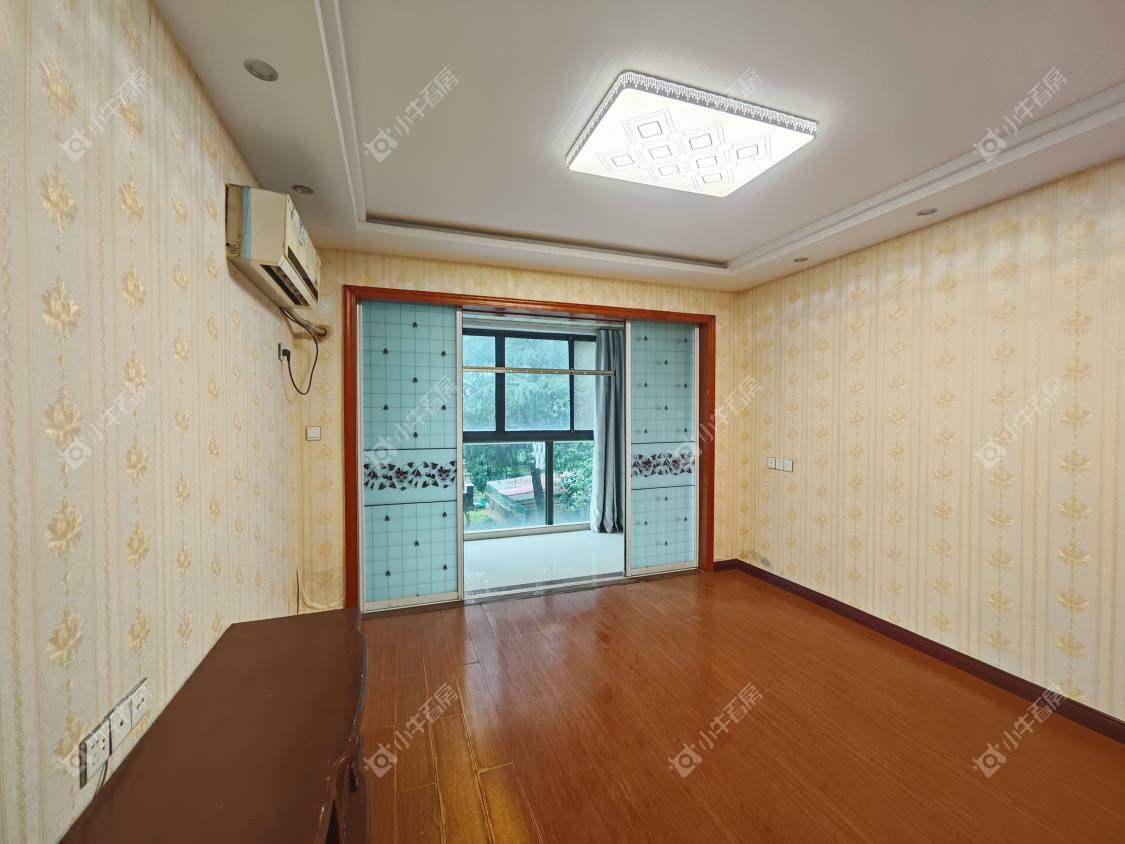 镇江金鼎城市花园在售二手房源室内图_小牛看房