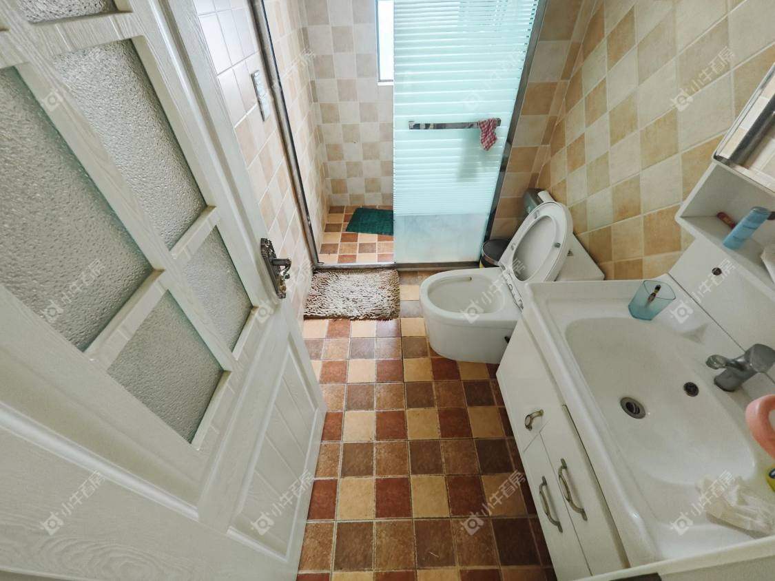 镇江翡翠林花园（天福花园）在售二手房源室内图_小牛看房