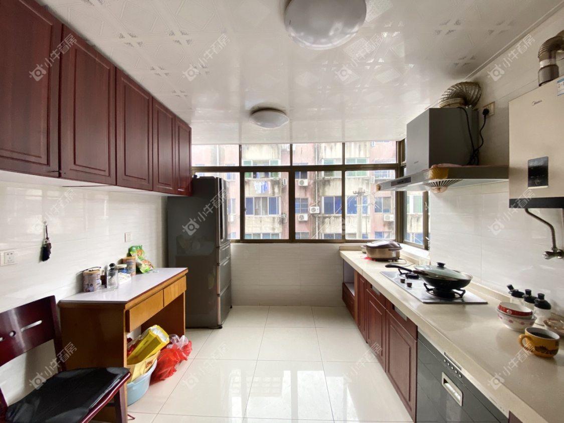 镇江东方苑在售二手房源室内图_小牛看房