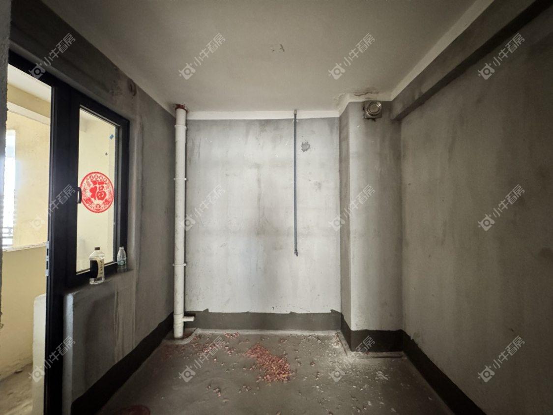 镇江凤熹台在售二手房源室内图_小牛看房