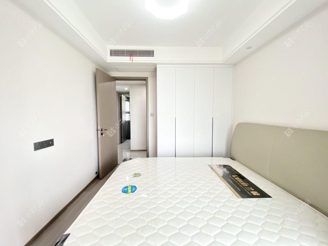 镇江融创华南映在售二手房源室内图_小牛看房