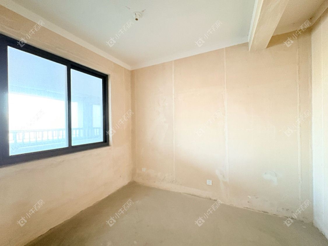 镇江融创华南映在售二手房源室内图_小牛看房