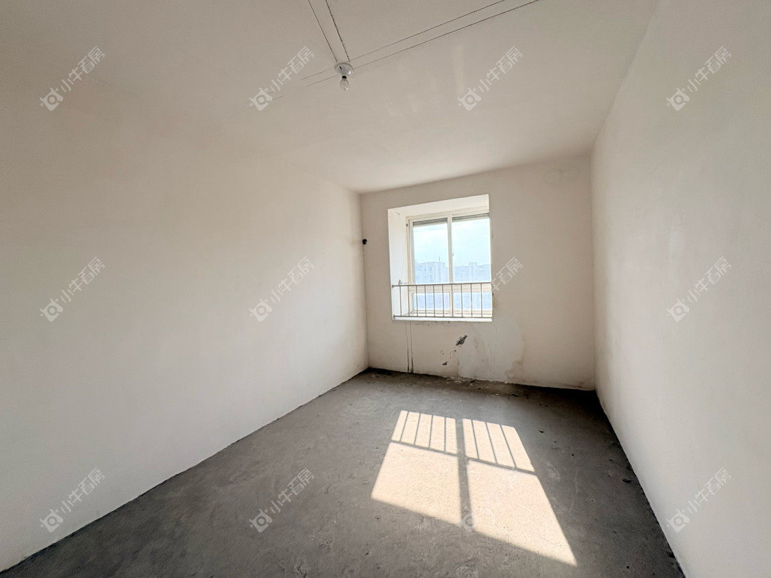 镇江凰嘉花苑在售二手房源室内图_小牛看房