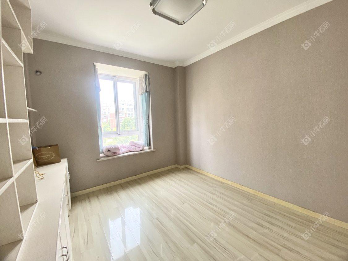 镇江凰嘉花苑在售二手房源室内图_小牛看房