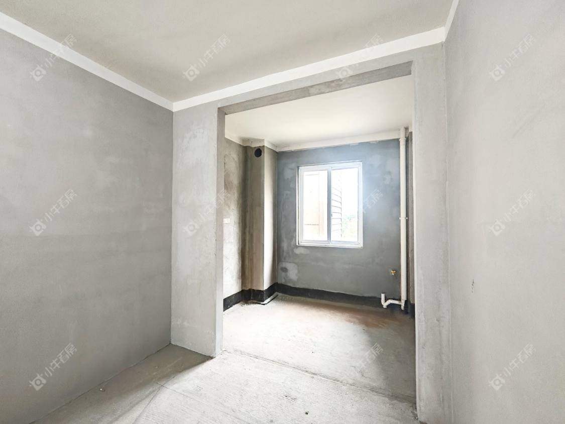 镇江和谐里在售二手房源室内图_小牛看房