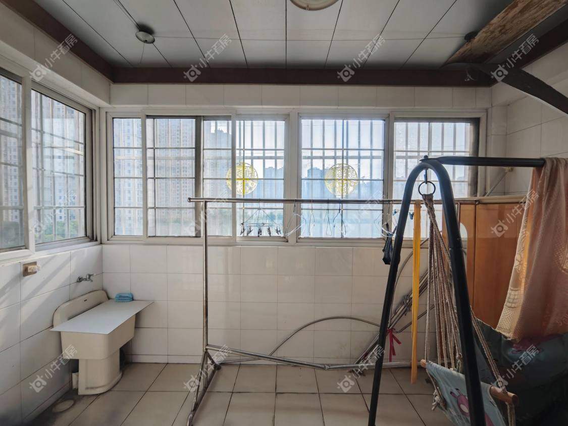 镇江华南园中园在售二手房源室内图_小牛看房