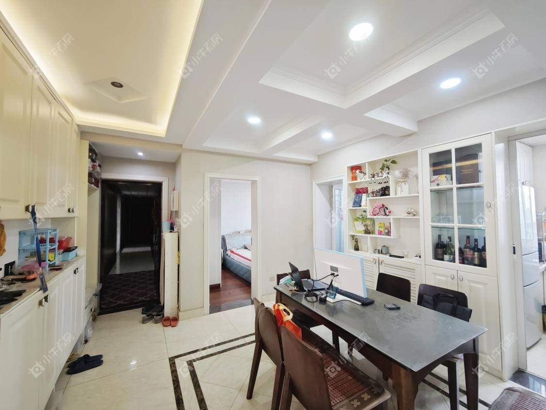 镇江南门花园在售二手房源室内图_小牛看房