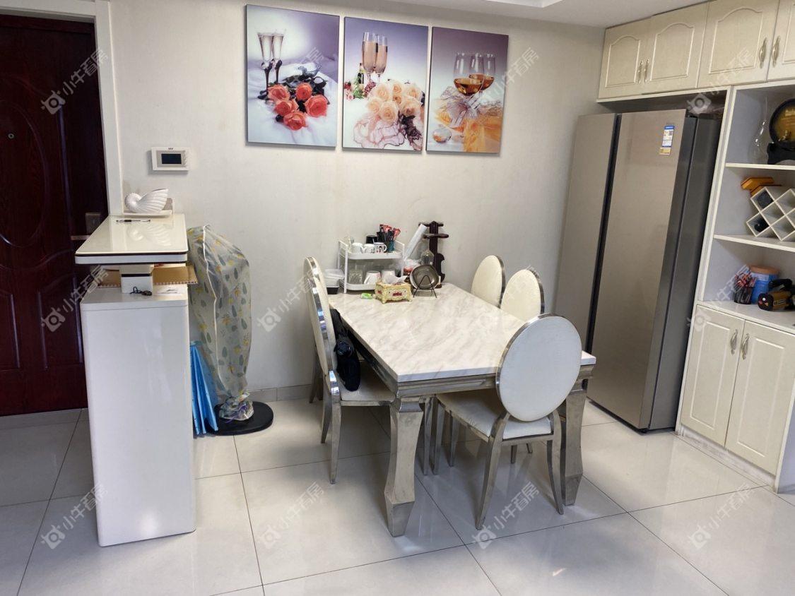 镇江荣城国际一期在售二手房源室内图_小牛看房