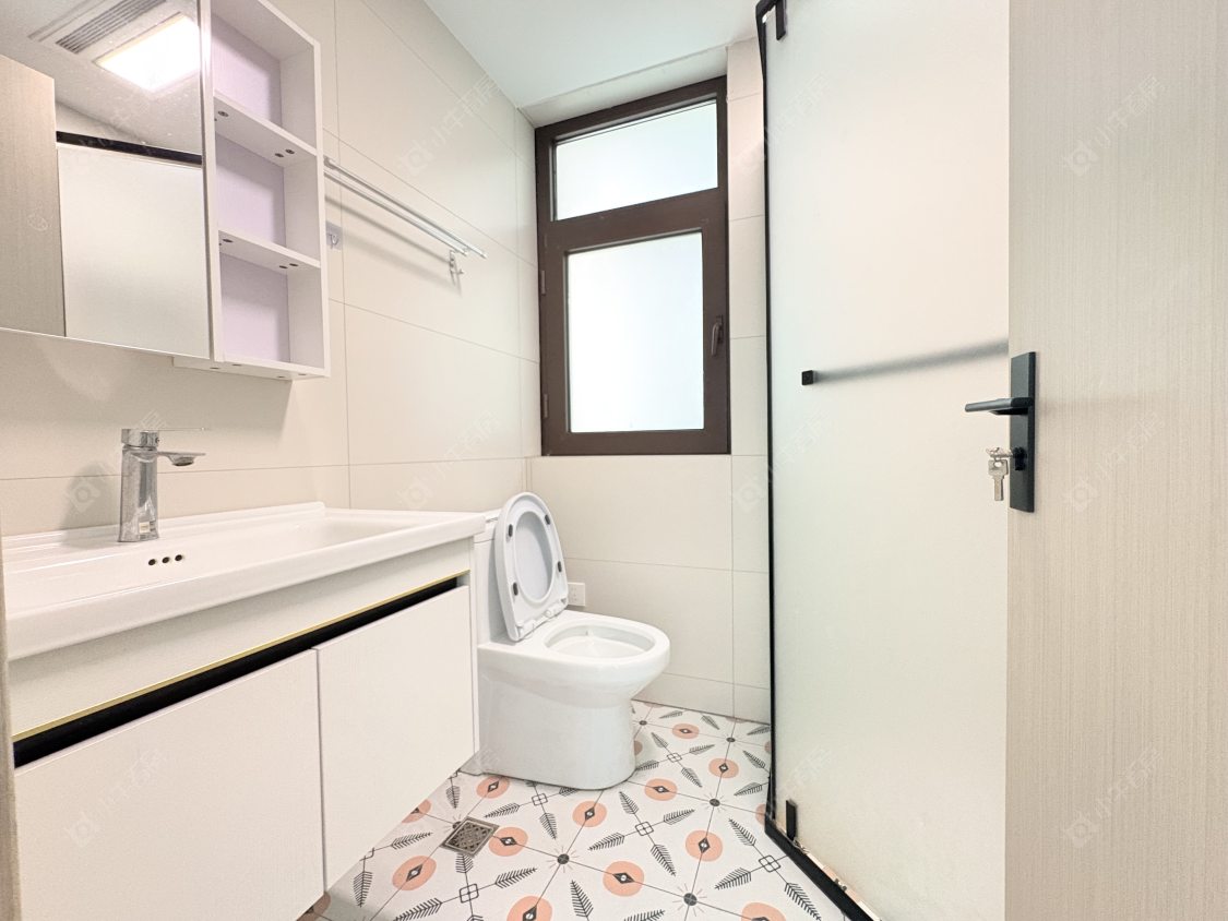 镇江珑蟠里在售二手房源室内图_小牛看房