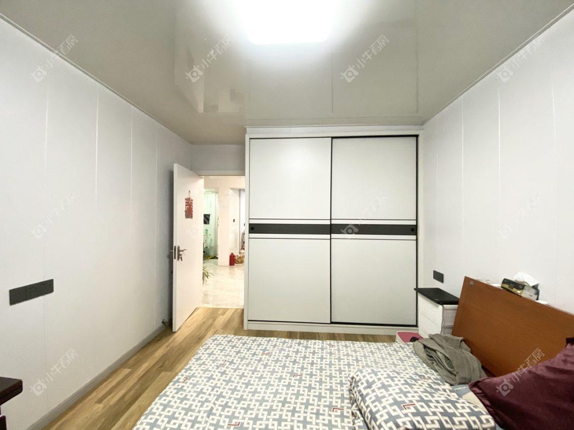 镇江华南新村在售二手房源室内图_小牛看房