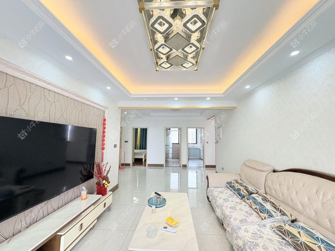 镇江丹凤国际在售二手房源室内图_小牛看房