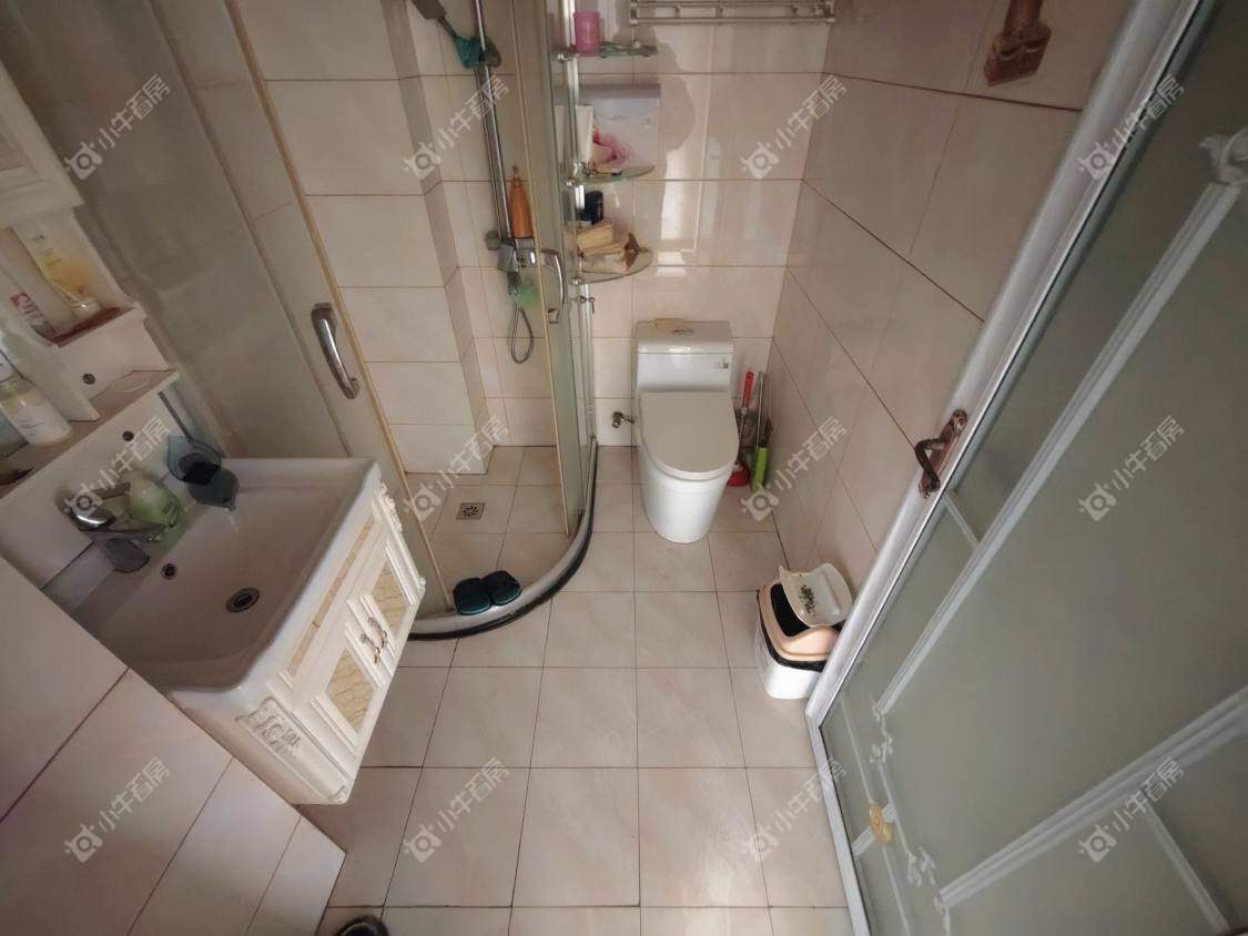 镇江南门花园在售二手房源室内图_小牛看房