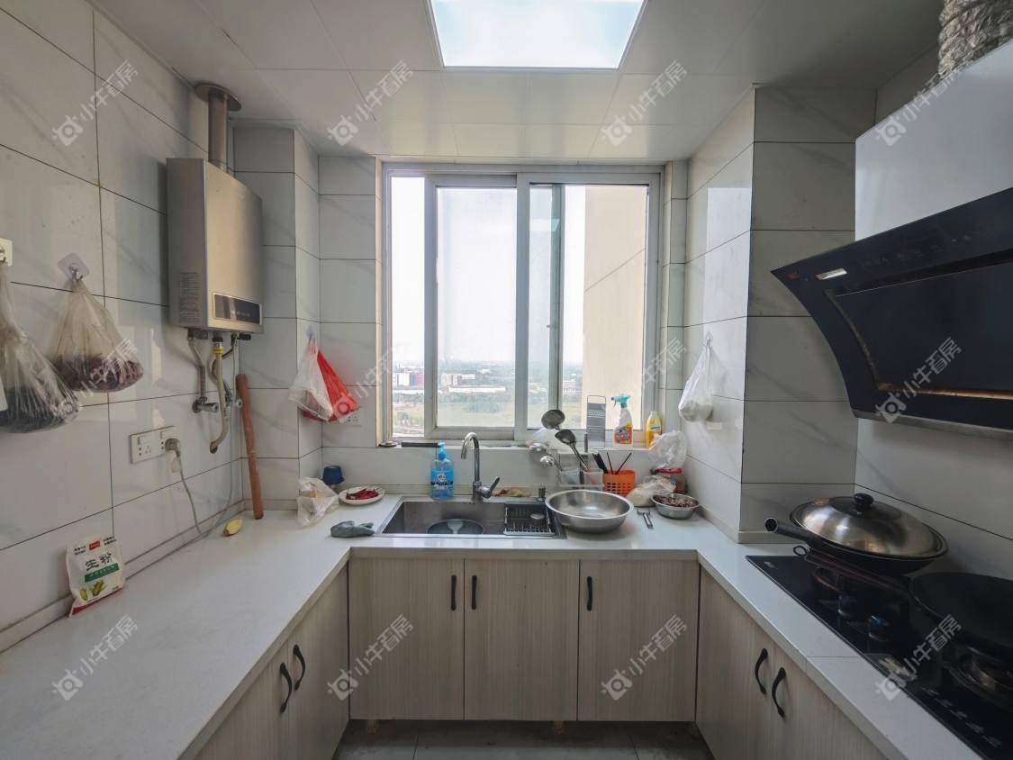 镇江河阳新城在售二手房源室内图_小牛看房