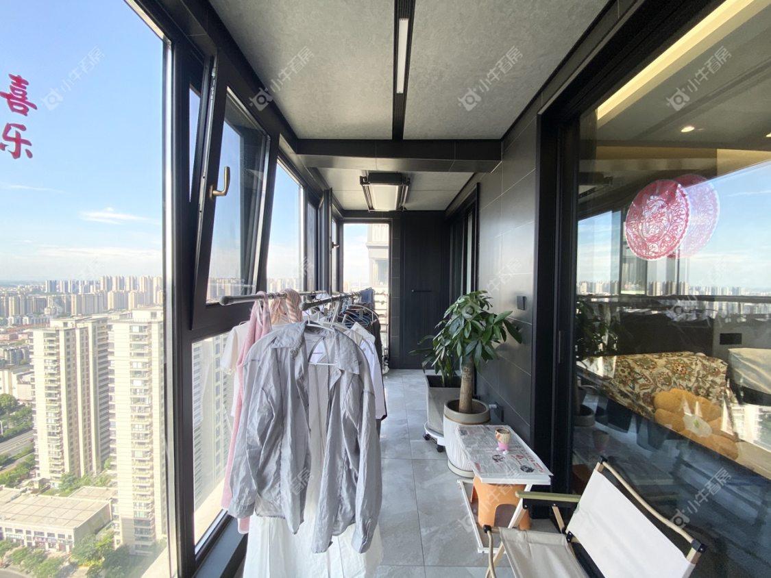 镇江万善上院在售二手房源室内图_小牛看房