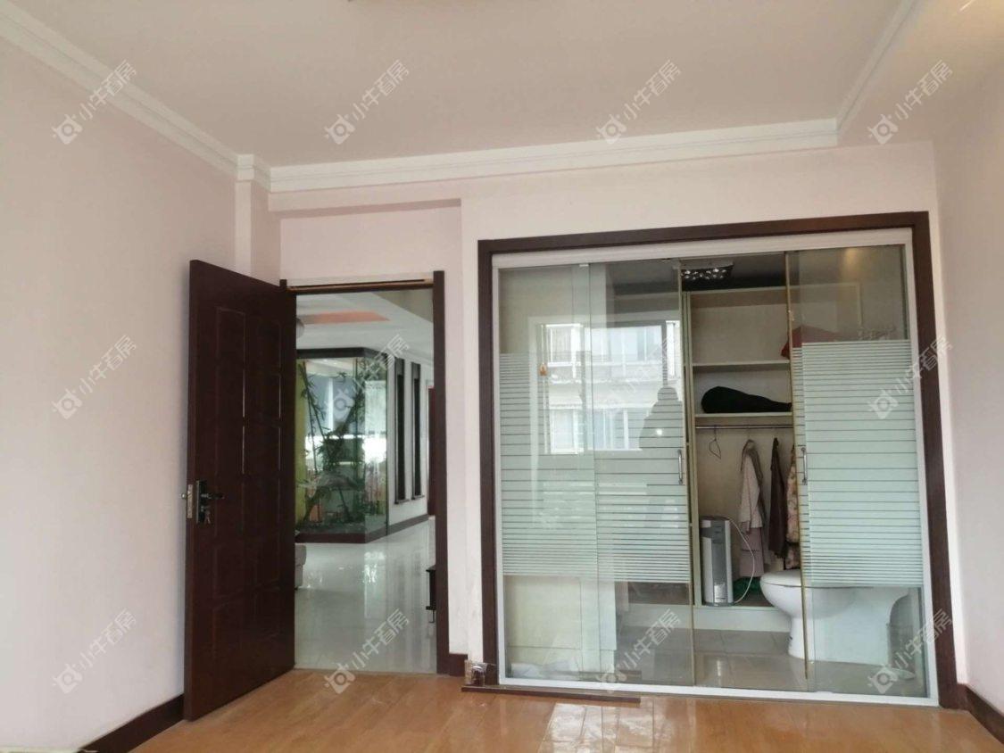 镇江凤翔花园在售二手房源室内图_小牛看房