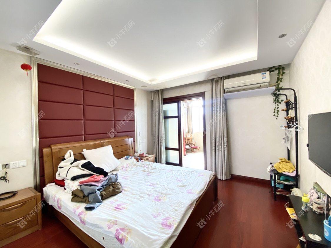 镇江天波城别墅区在售二手房源室内图_小牛看房