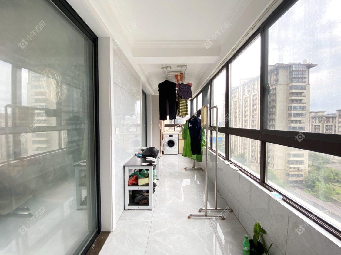 镇江凤凰郡在售二手房源室内图_小牛看房