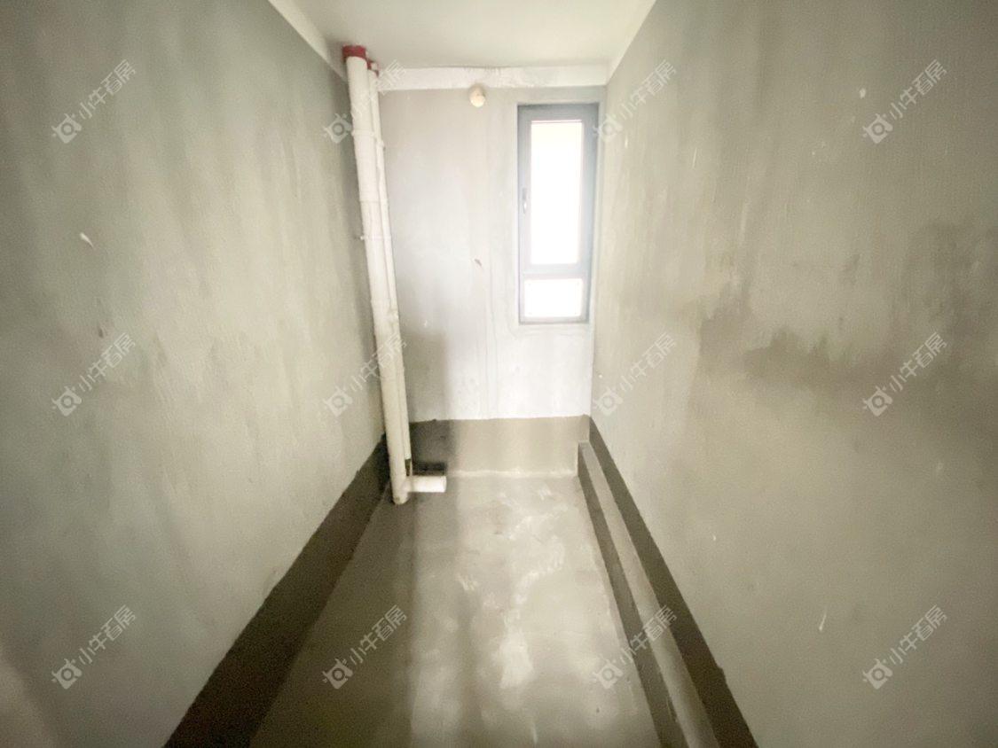 镇江凤熹台在售二手房源室内图_小牛看房