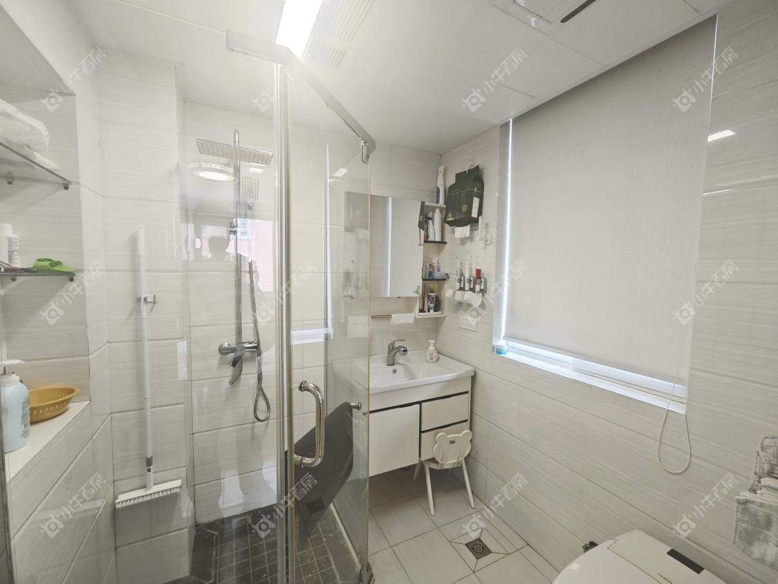 镇江万善园二村在售二手房源室内图_小牛看房