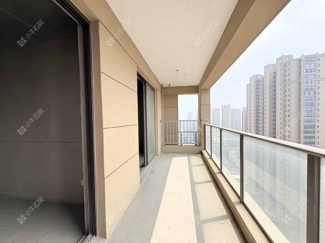 镇江汇金天地在售二手房源室内图_小牛看房