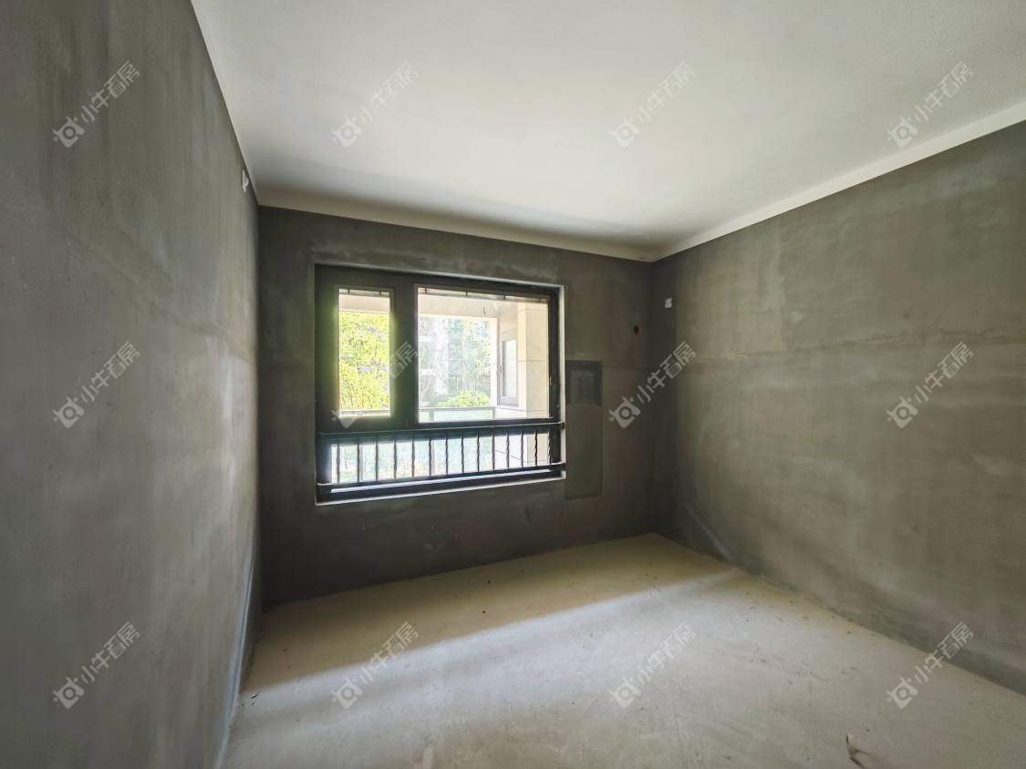 镇江珑蟠里在售二手房源室内图_小牛看房