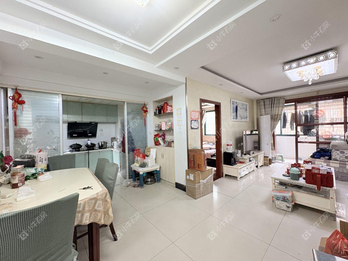 镇江锦江花园在售二手房源室内图_小牛看房