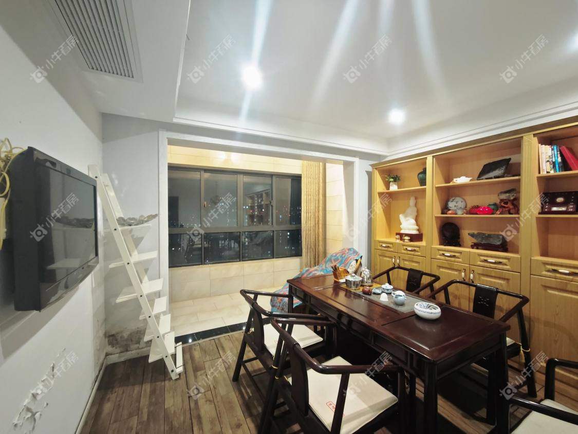 镇江华都锦城在售二手房源室内图_小牛看房