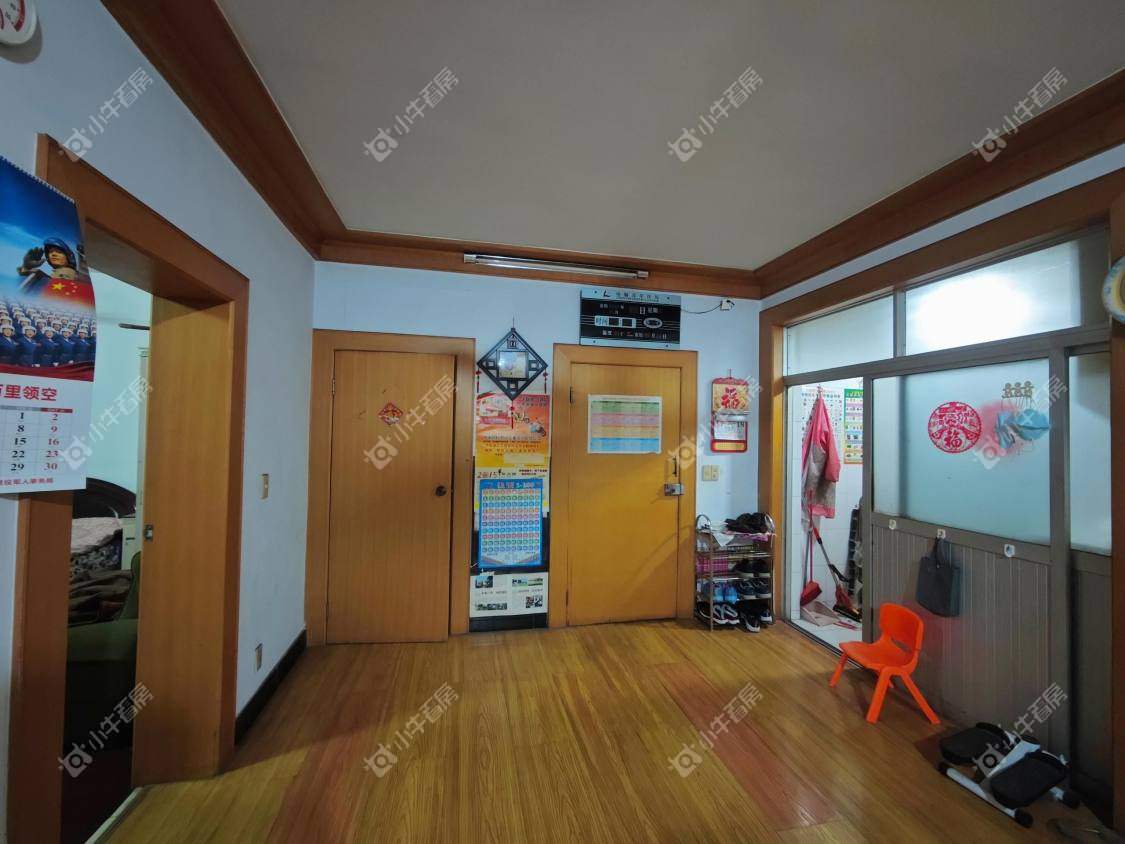 镇江百合苑在售二手房源室内图_小牛看房