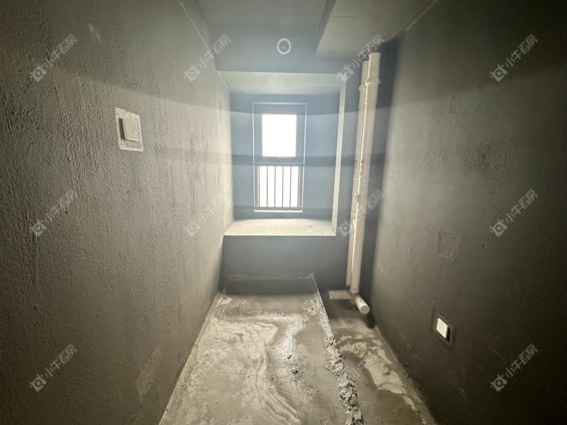 镇江中海臻如府在售二手房源室内图_小牛看房