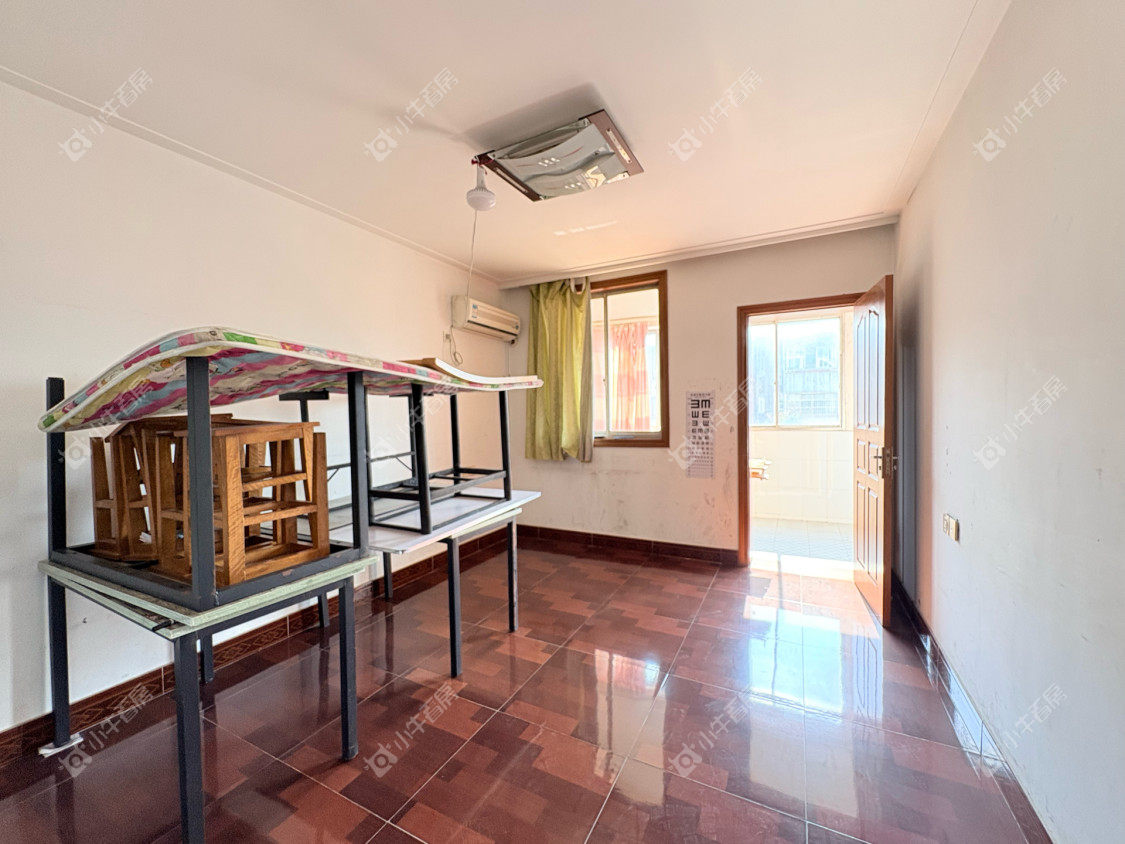 镇江玉乳泉小区在售二手房源室内图_小牛看房