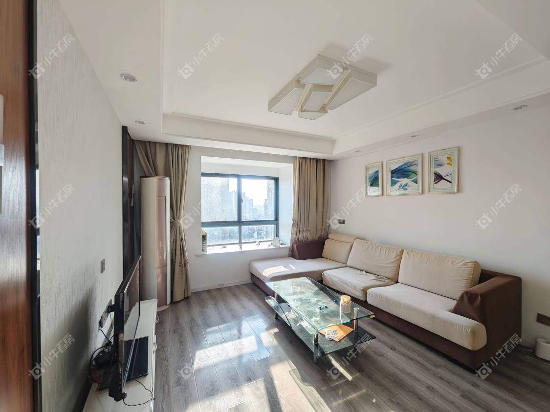 镇江荣城国际一期在售二手房源室内图_小牛看房