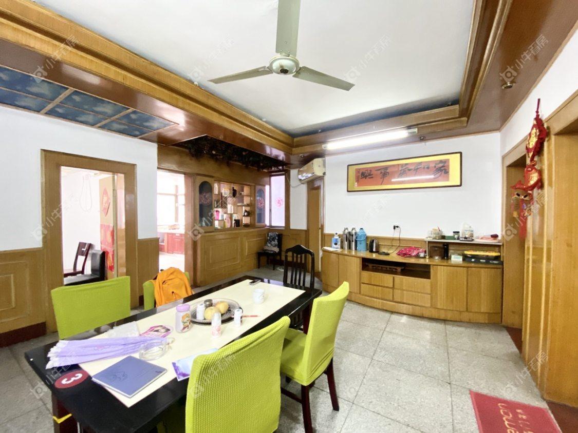 镇江东方苑在售二手房源室内图_小牛看房