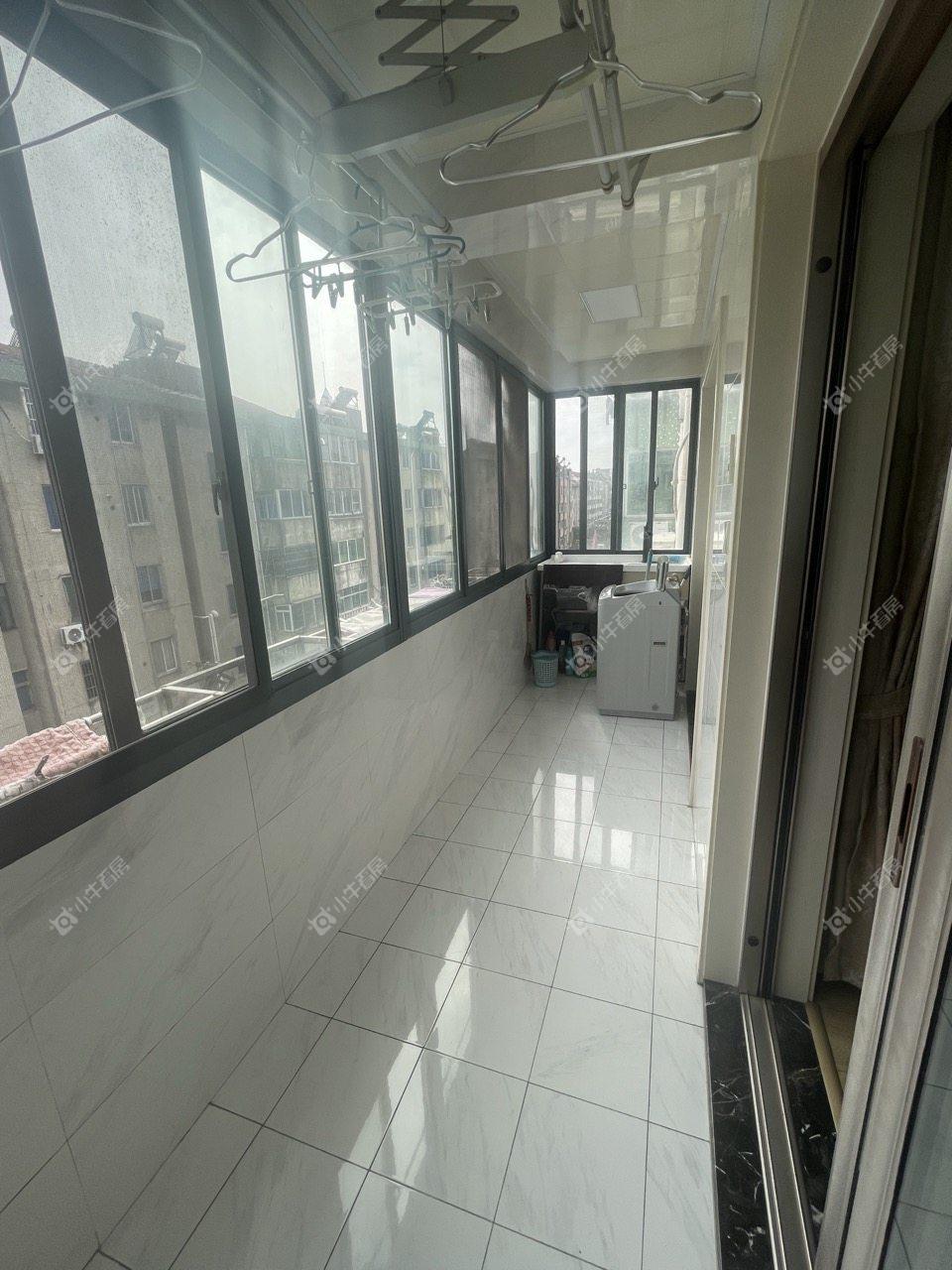 镇江银谷苑（金陵西路220号）在售二手房源室内图_小牛看房