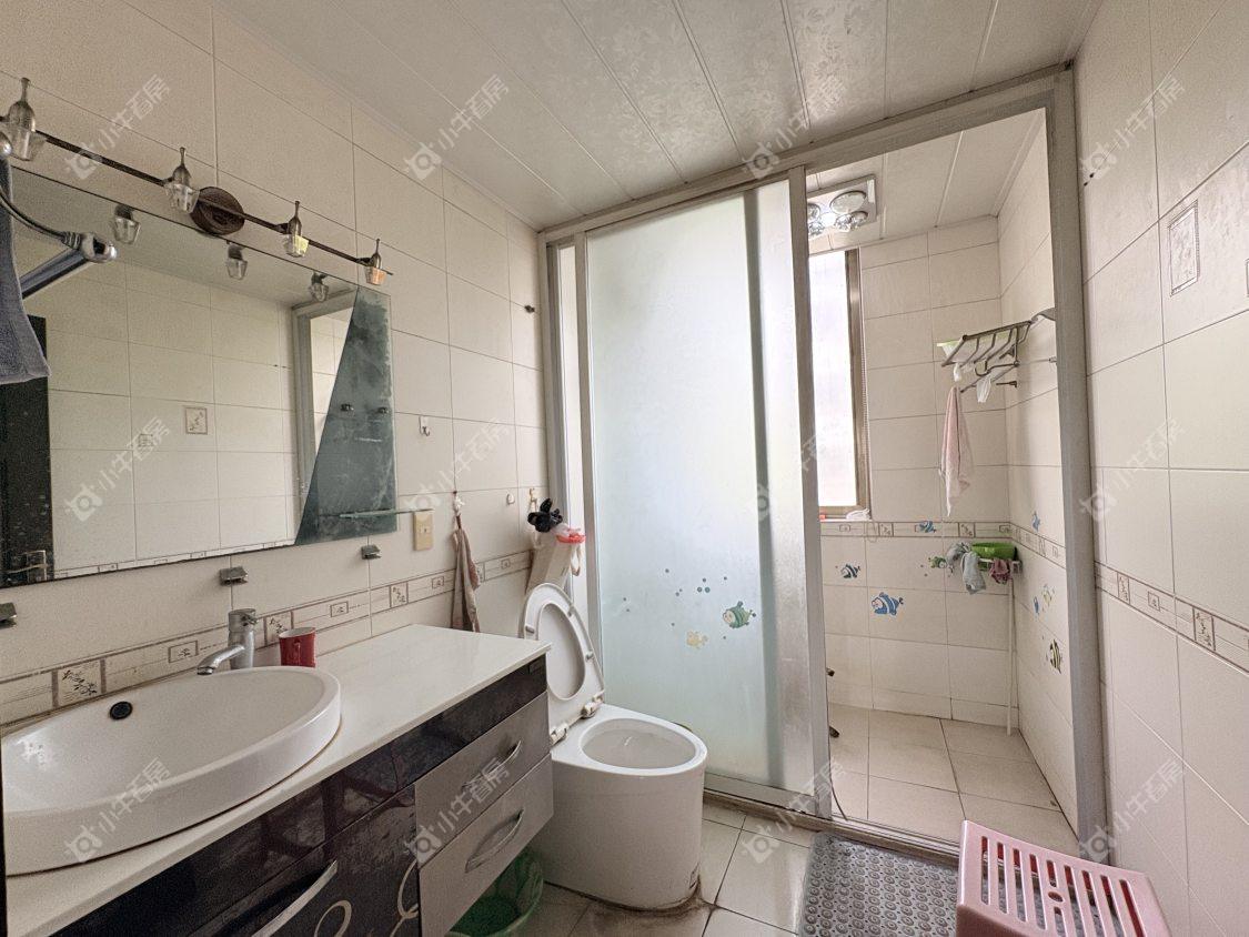 镇江大桥南苑在售二手房源室内图_小牛看房