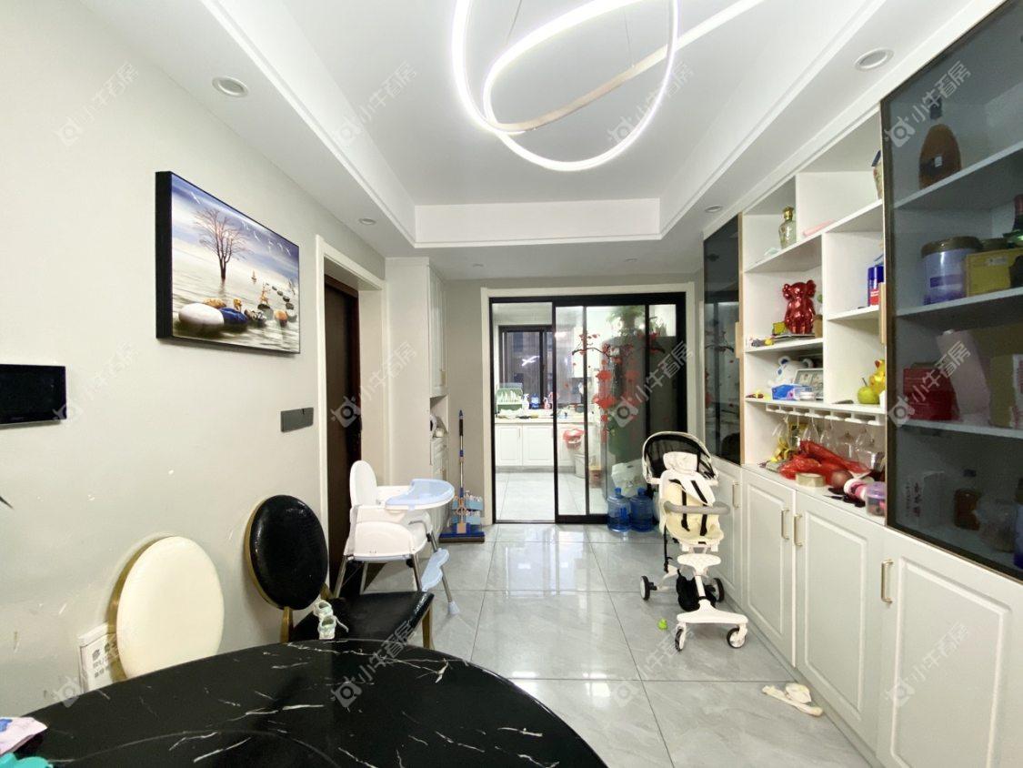 镇江华都幸福里在售二手房源室内图_小牛看房