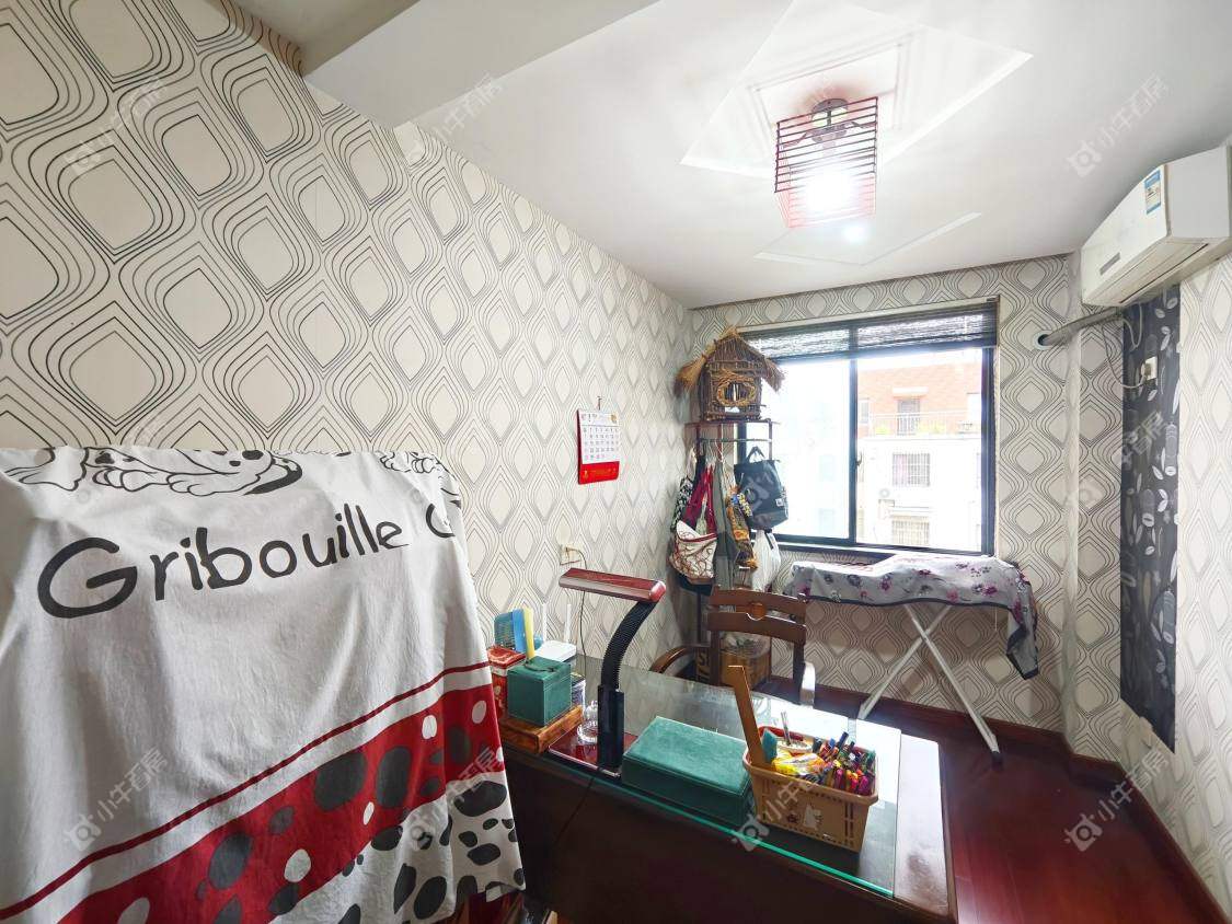 镇江佳景天城在售二手房源室内图_小牛看房