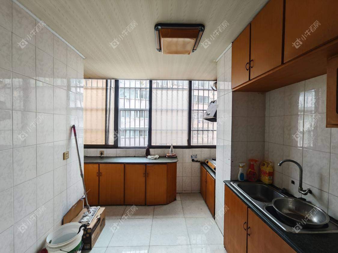 镇江云阳新村在售二手房源室内图_小牛看房