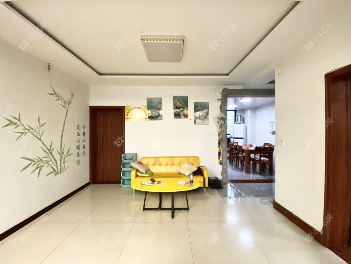 镇江中心嘉园在售二手房源室内图_小牛看房