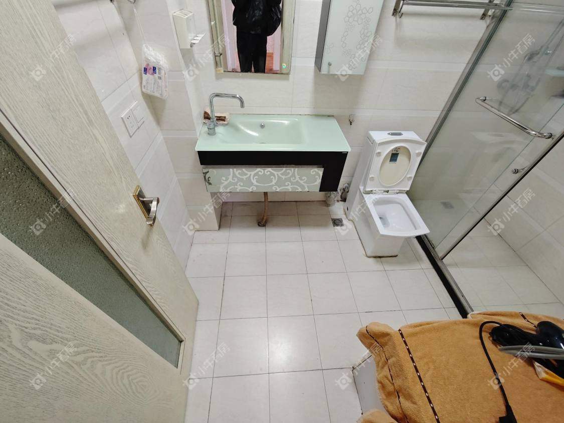 镇江新香草苑在售二手房源室内图_小牛看房