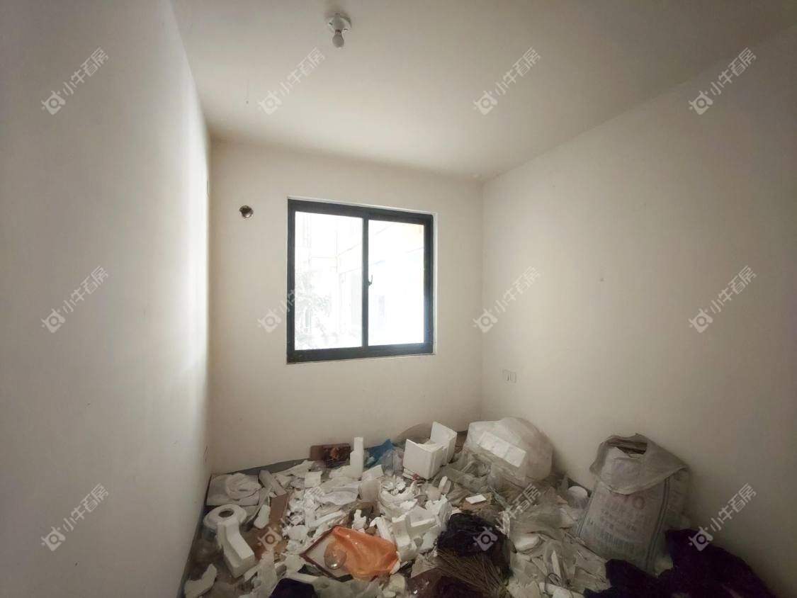 镇江万善上院在售二手房源室内图_小牛看房