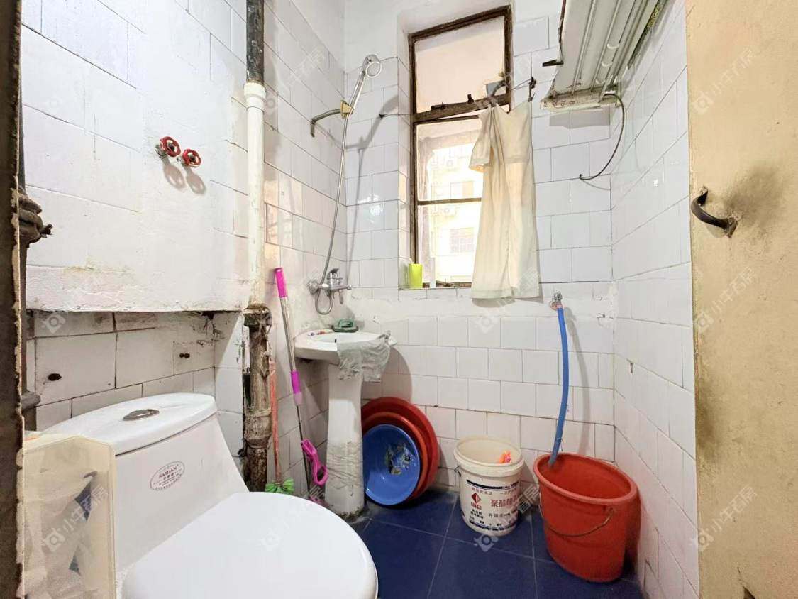 镇江凤美新村在售二手房源室内图_小牛看房