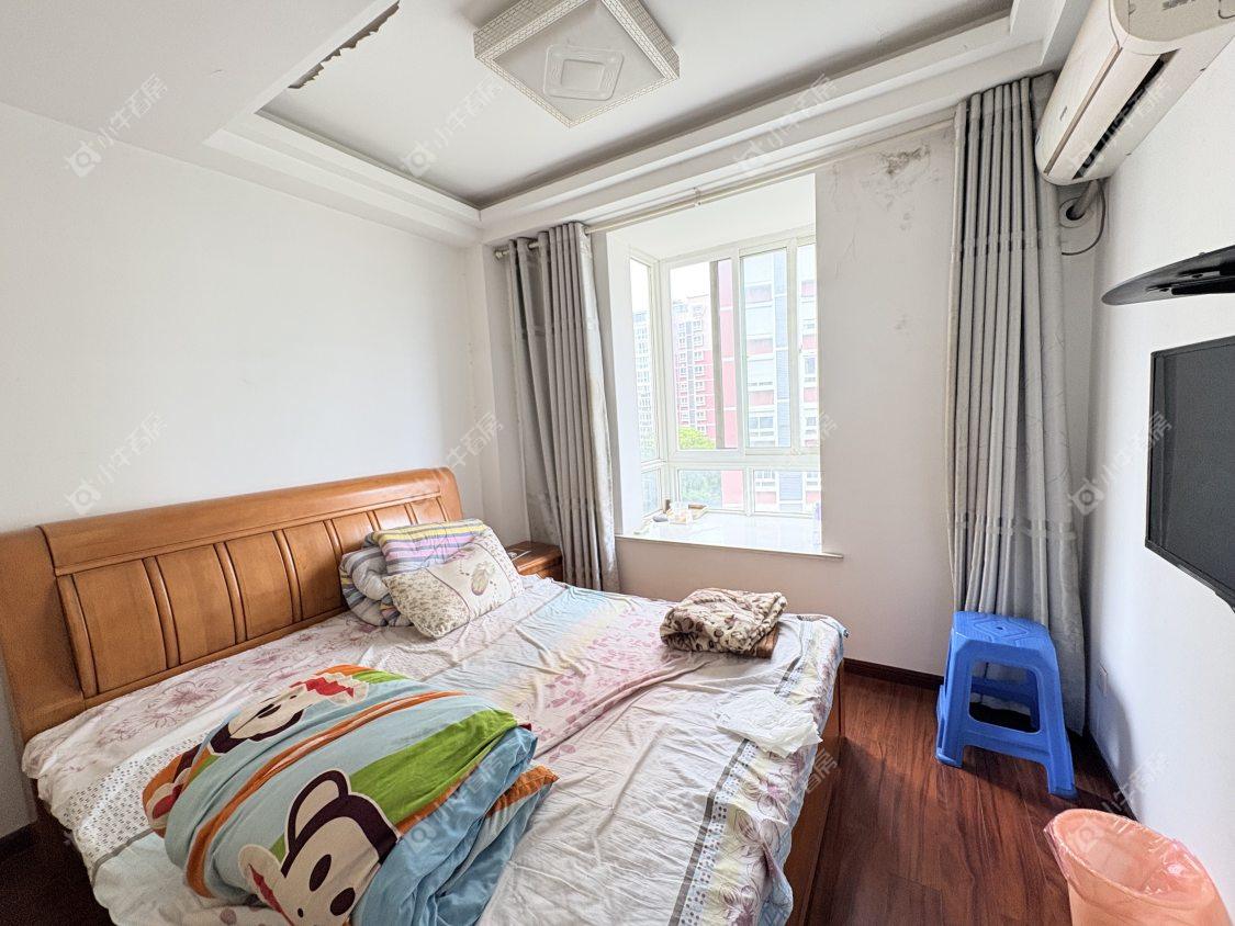 镇江凰嘉花苑在售二手房源室内图_小牛看房