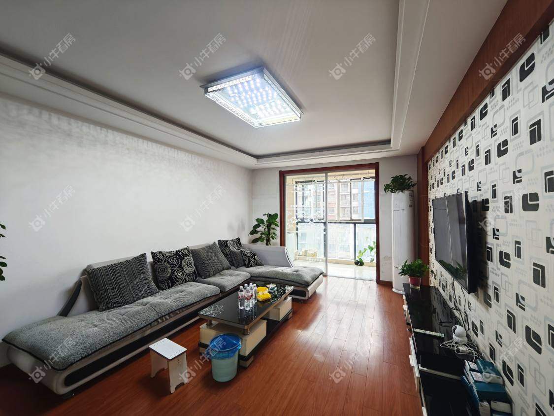 镇江练湖新城在售二手房源室内图_小牛看房