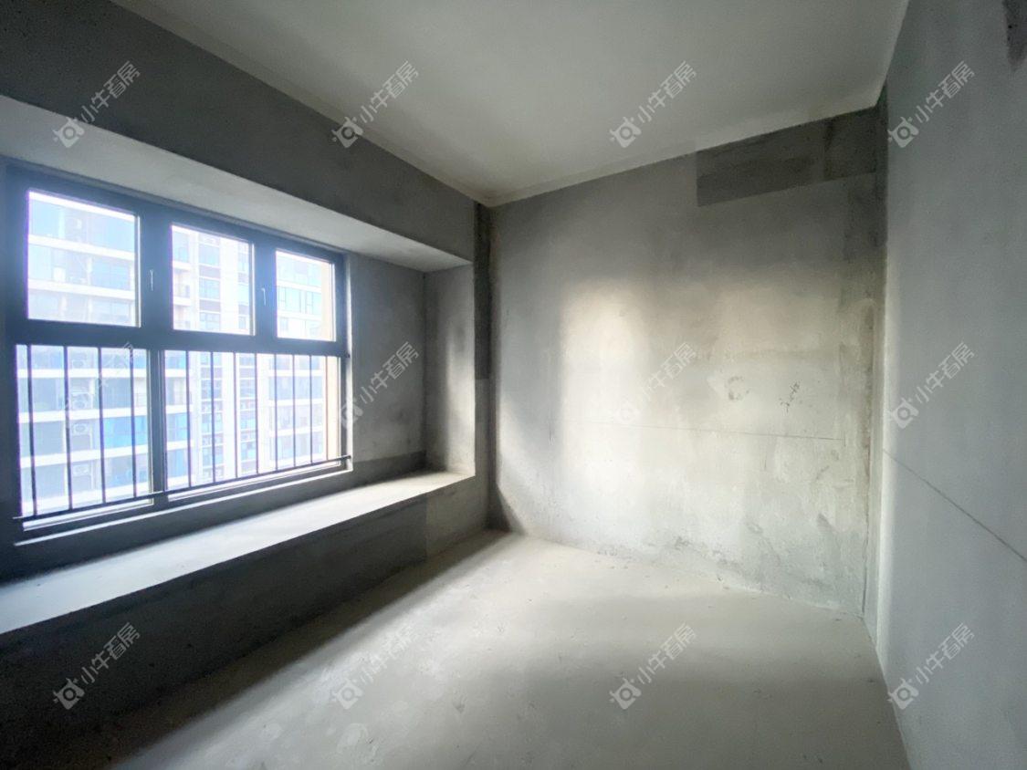 镇江碧桂园樾府在售二手房源室内图_小牛看房