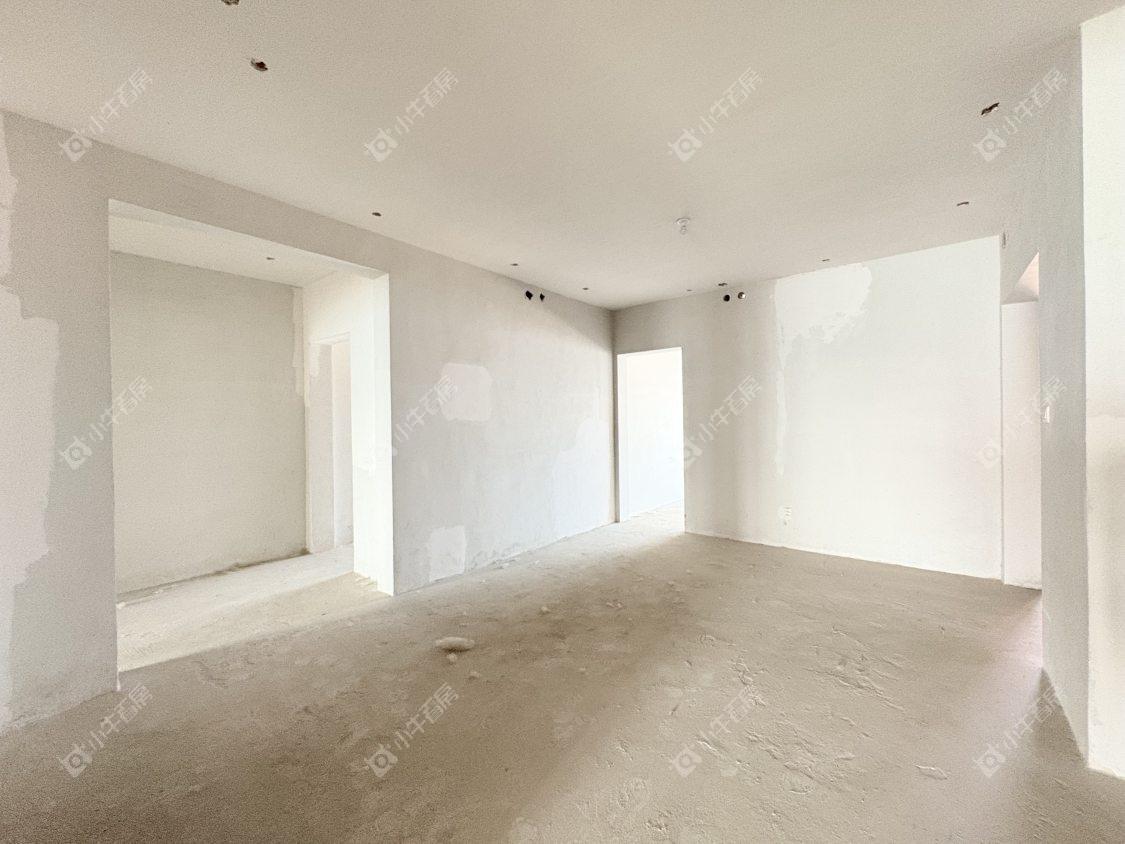 镇江恒大城在售二手房源室内图_小牛看房