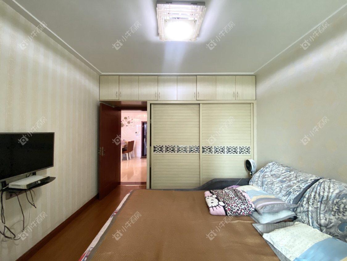 镇江金桥世纪城在售二手房源室内图_小牛看房