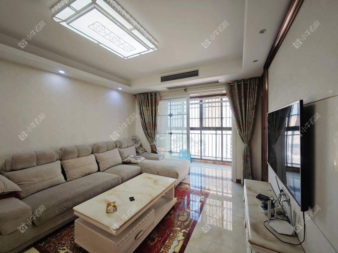 镇江美亚华悦在售二手房源室内图_小牛看房